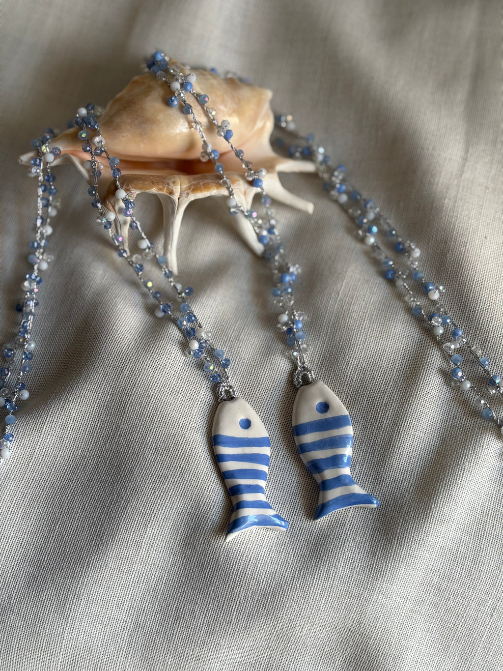 Collar Níjar pez azul plata