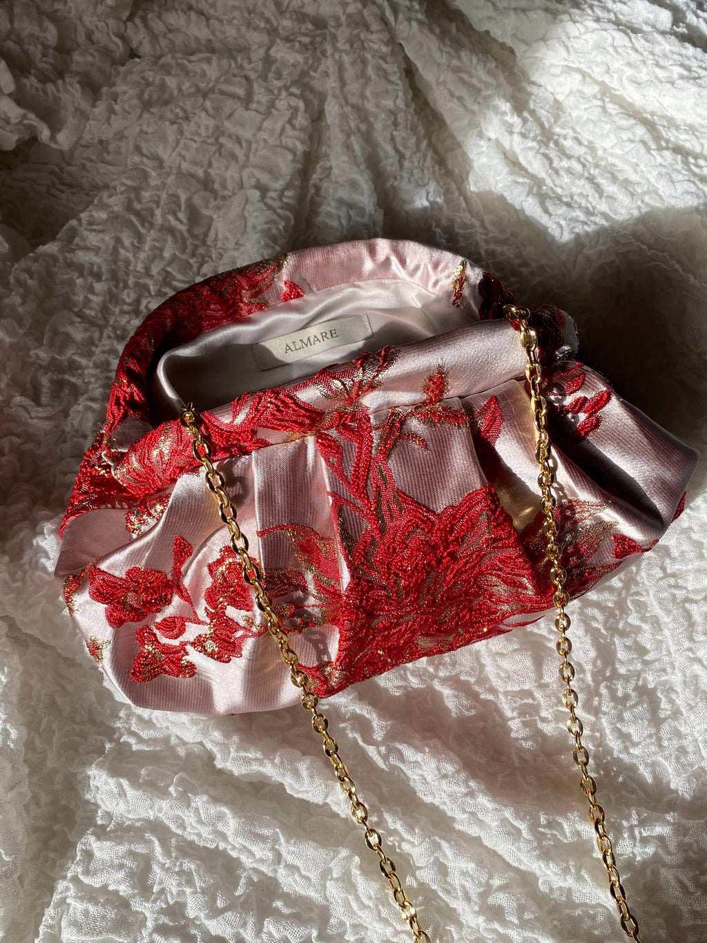 Bolso Marcela brocado floral relieve