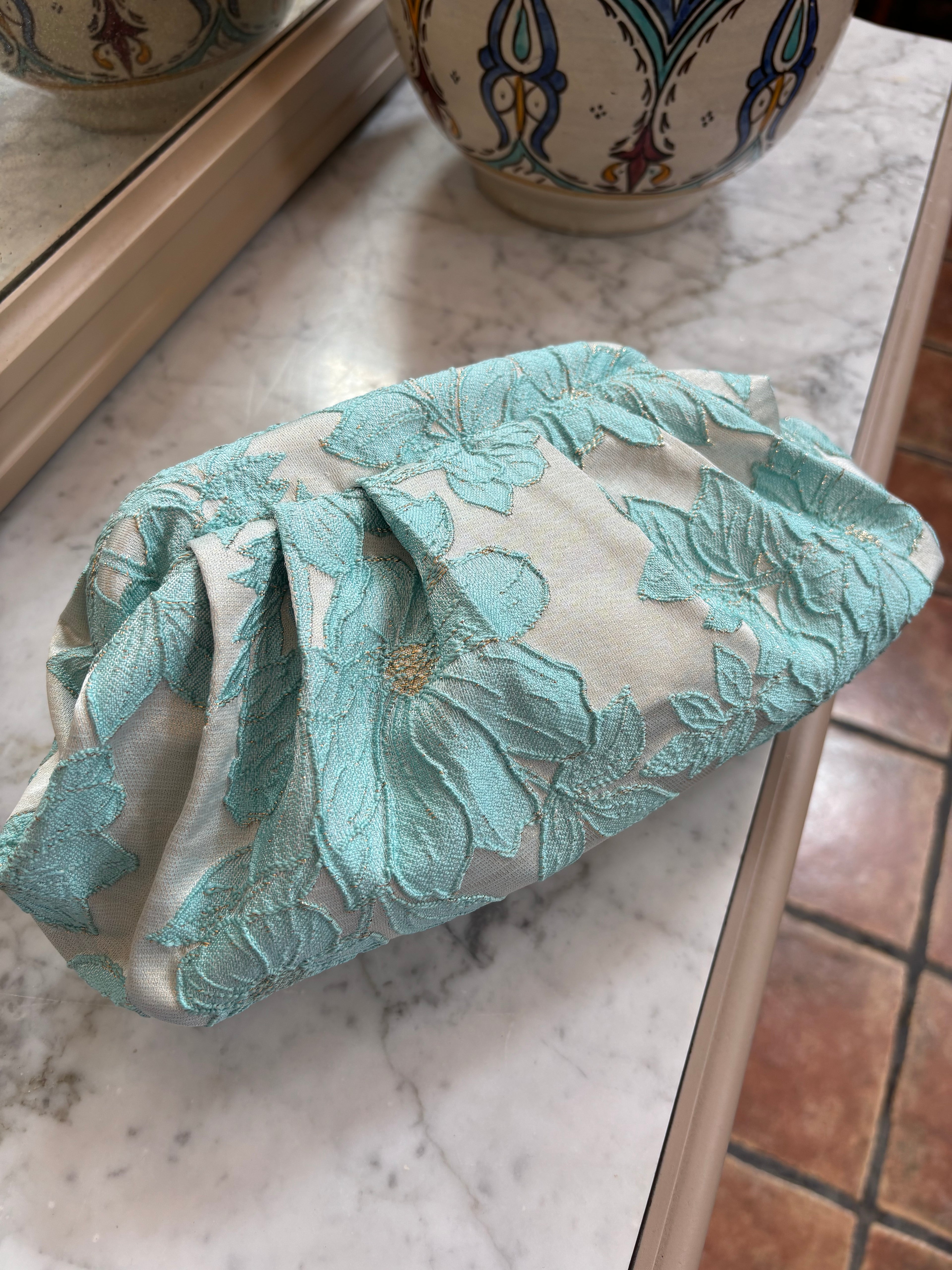 Bolso Marcela brocado flores azul