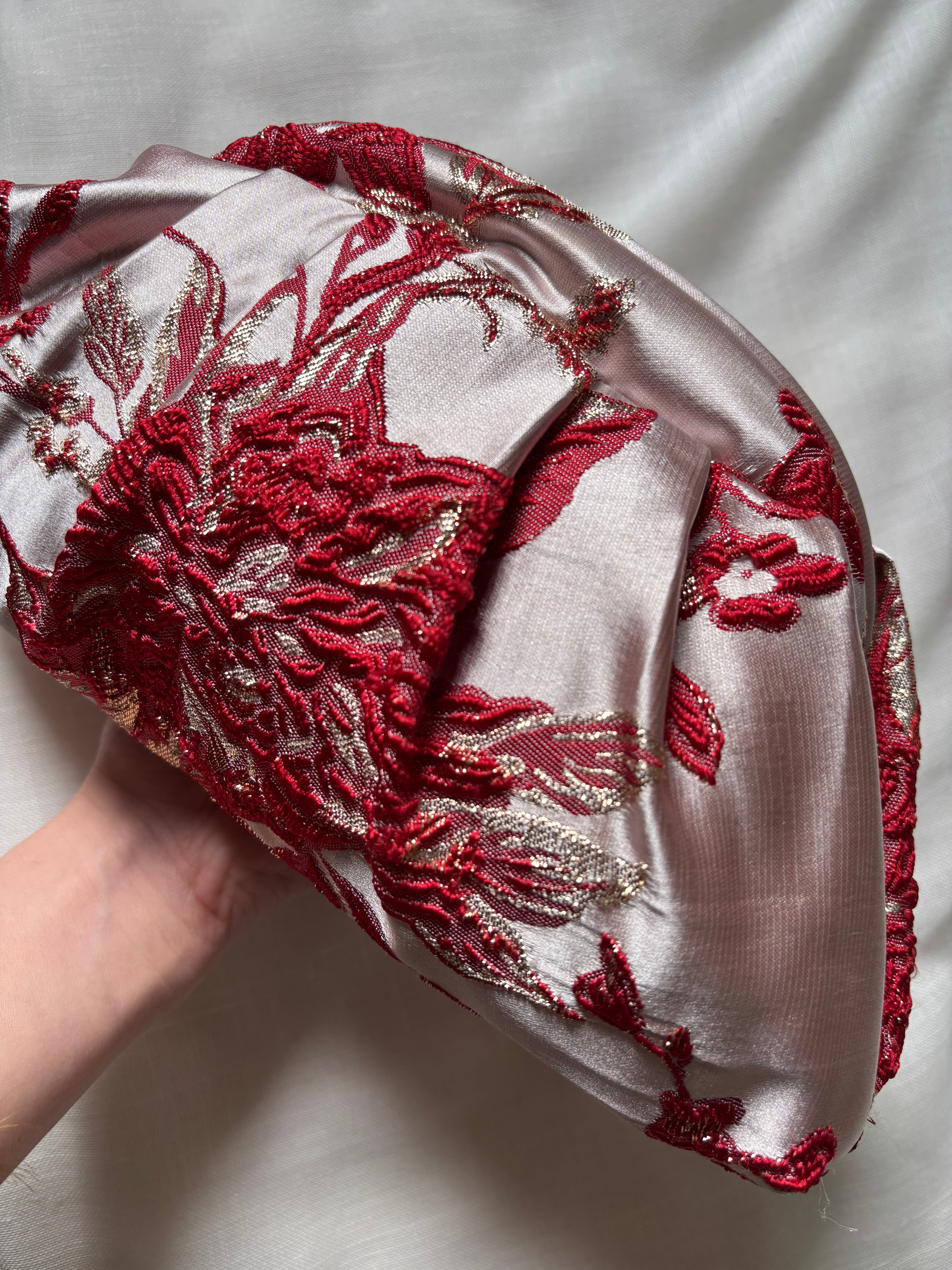 Bolso Marcela brocado floral relieve